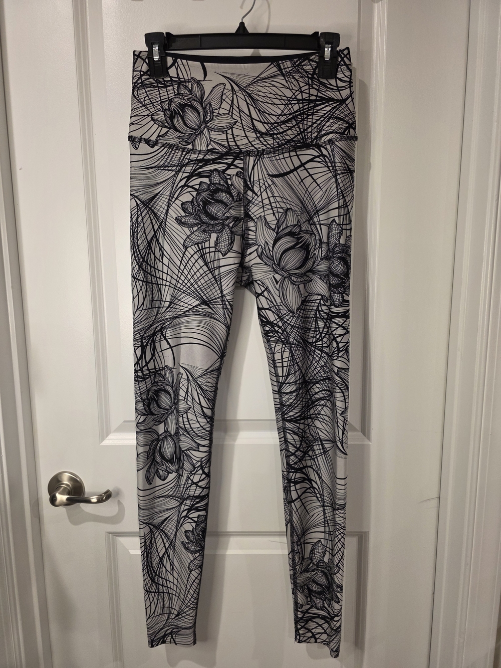 Beyond Yoga Flip It And Reverse It High Waisted Yoga Leggings